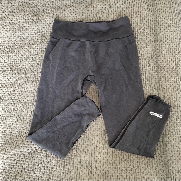Gymshark Pants - Gymshark Studio Leggings in Black Size Large